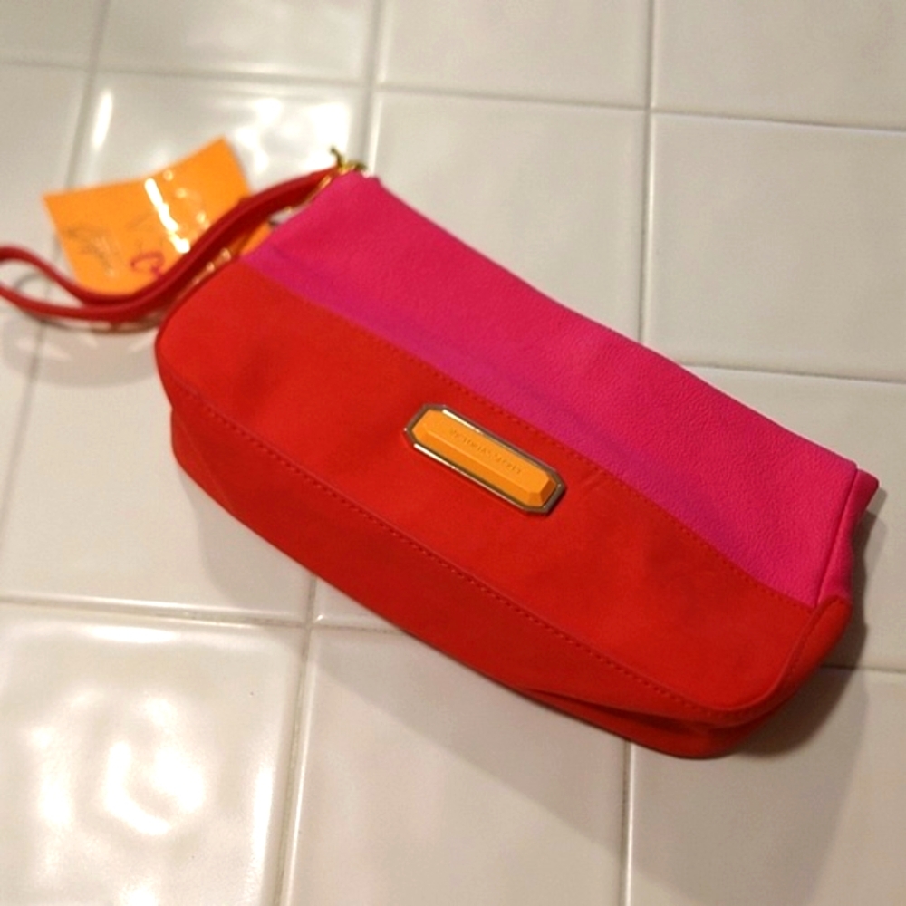 CLEARANCE Victoria's Secret Cosmetic Toiletries Case